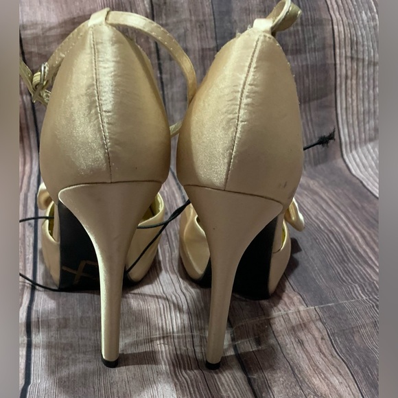 Fabulicious heels - Picture 6 of 10